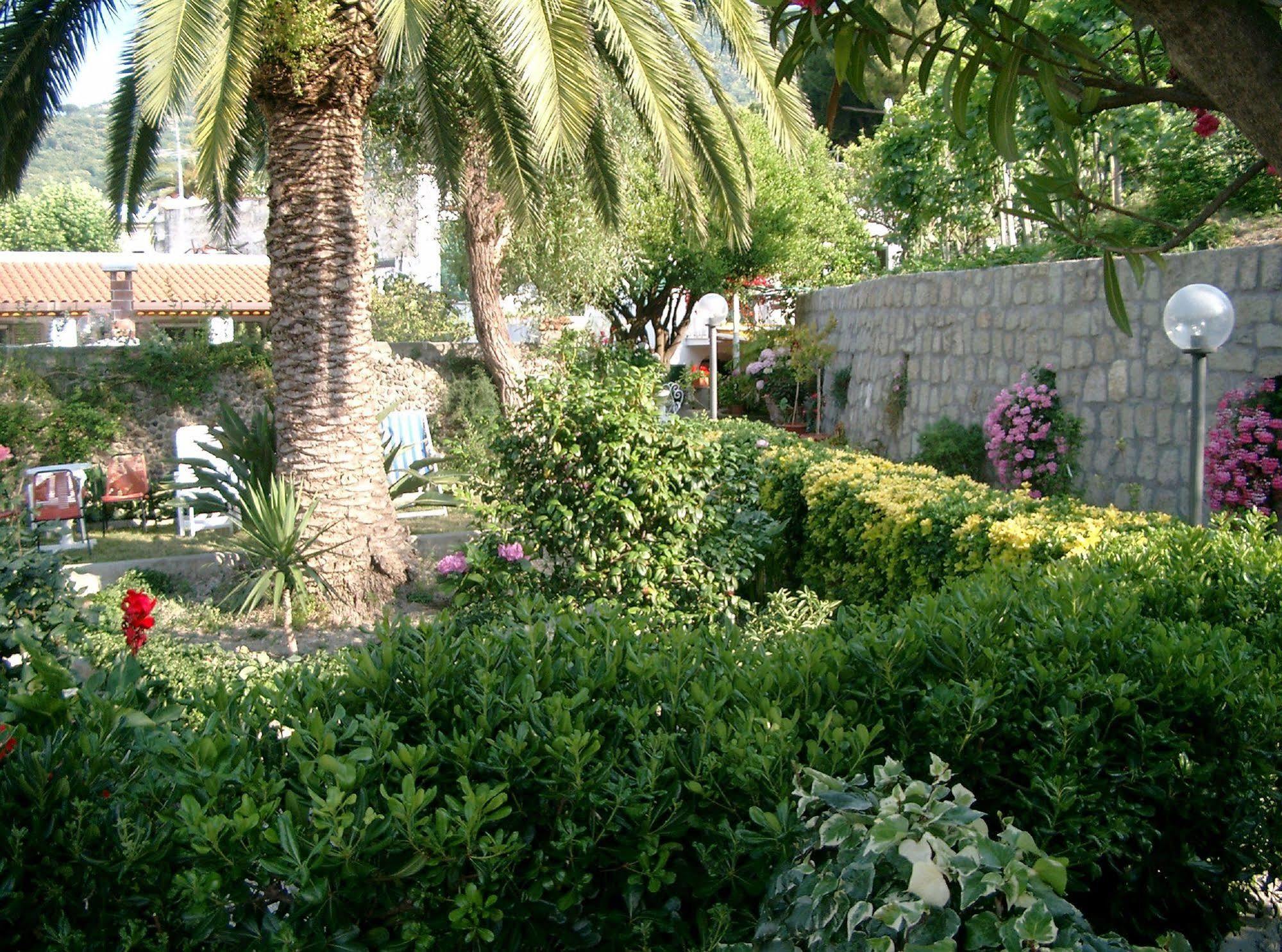 Hotel & Residence Matarese Casamicciola Terme Eksteriør billede